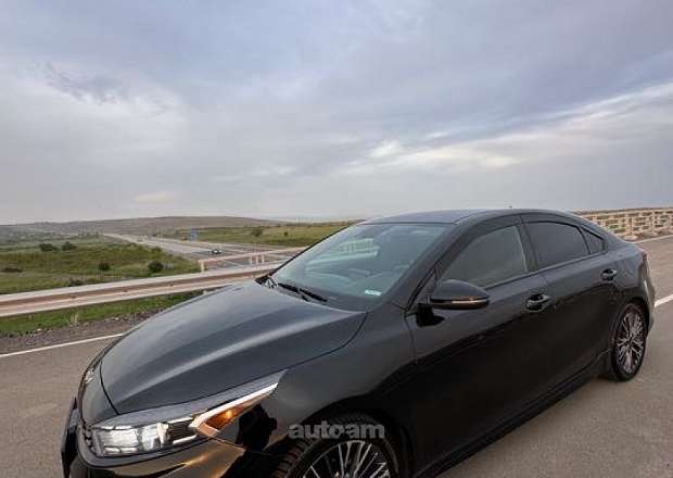 Kia Forte 2023 — լուսանկար 2