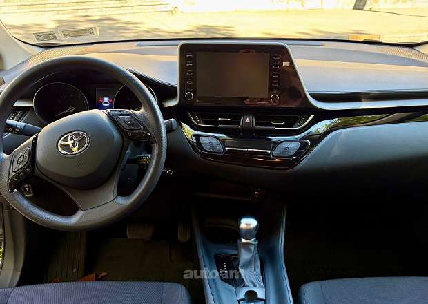 Toyota C-HR 2021 — фото 11