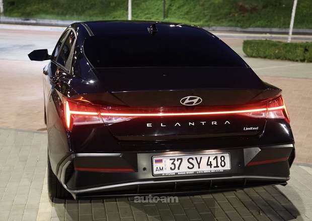 Hyundai Elantra 2024 — լուսանկար 5