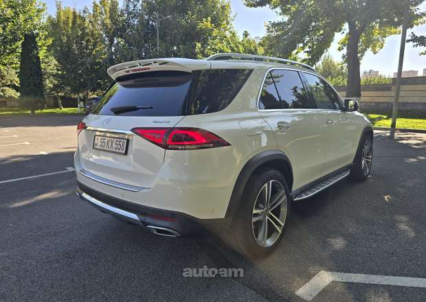 Mercedes-Benz GLE 350 2021 — լուսանկար 15
