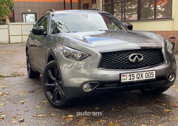 Infiniti QX70 2017 — photo 1