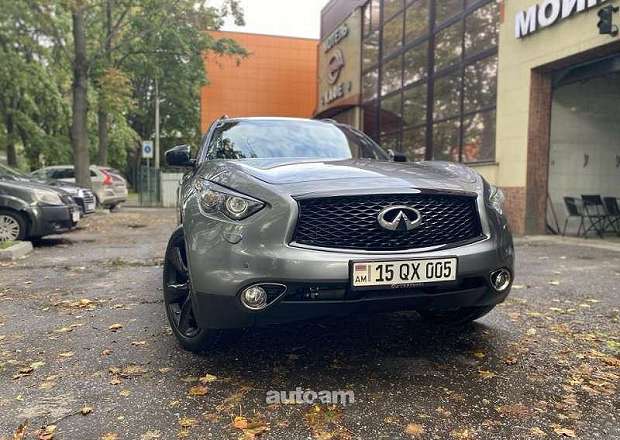 Infiniti QX70 2017 — photo 3
