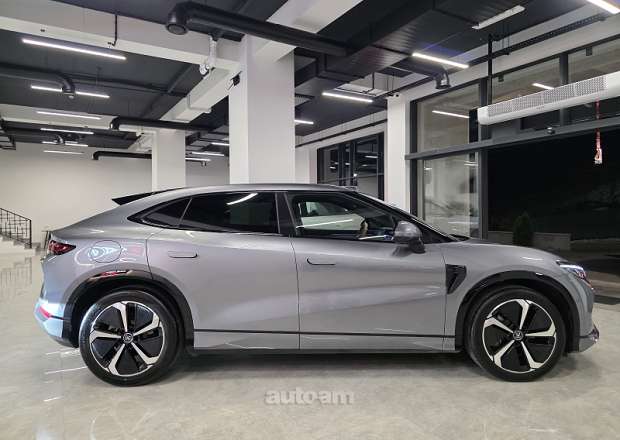 BYD Song  L
