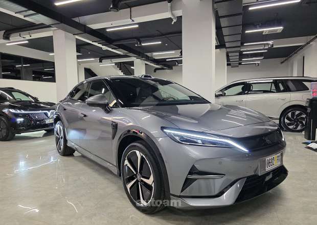 BYD Song  L