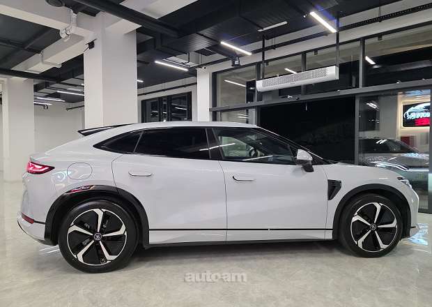 BYD Song  L