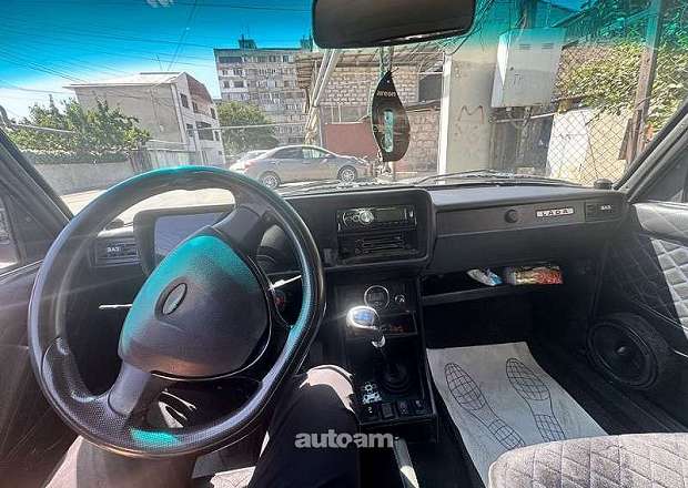 VAZ (Lada) 2107 2010 — լուսանկար 2