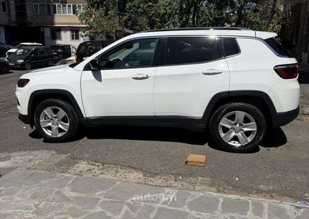 Jeep Compass 2022 — фото 3