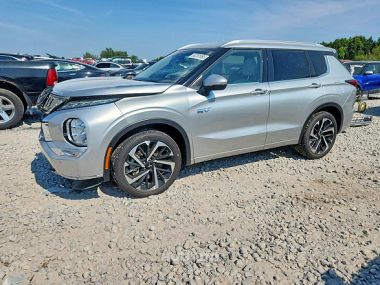 Mitsubishi Outlander  2025 