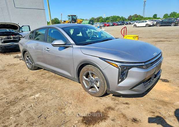 Kia K4