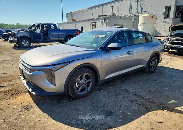 Kia K4