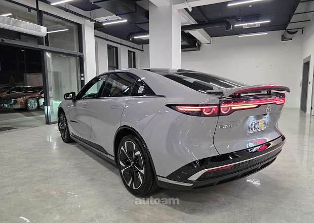 Mazda EZ-6
