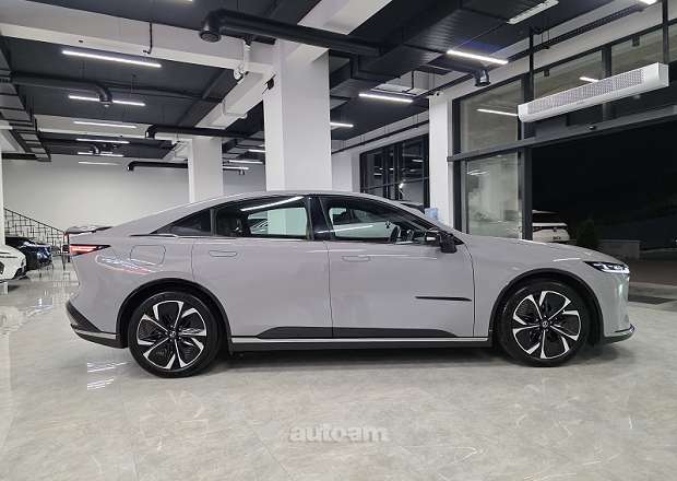 Mazda EZ-6