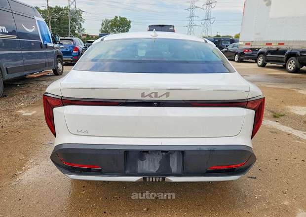 Kia K4