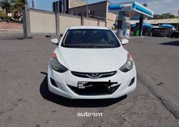Hyundai Elantra 2011 — լուսանկար 1