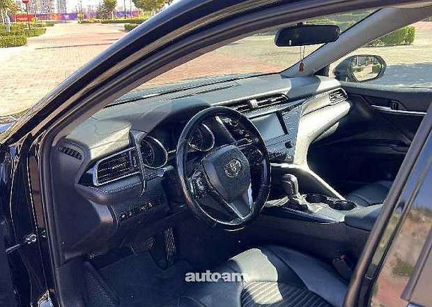 Toyota Camry 2020 — լուսանկար 6