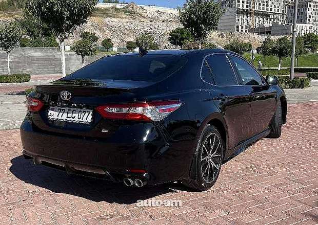 Toyota Camry 2020 — լուսանկար 5