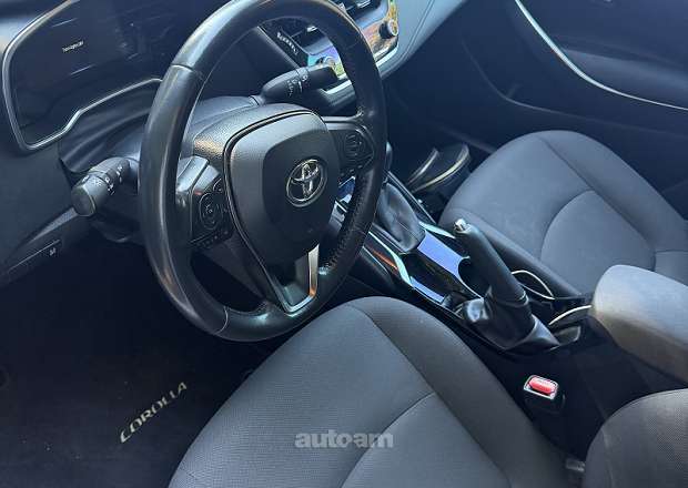 Toyota Corolla 2021 — լուսանկար 2