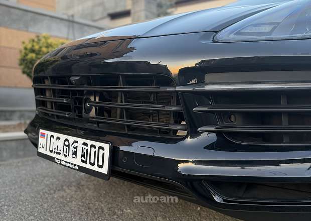 Porsche Cayenne 2023 — լուսանկար 3