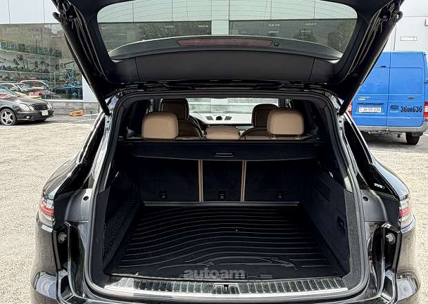 Porsche Cayenne 2023 — լուսանկար 6