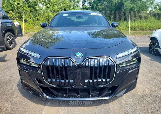 BMW 760