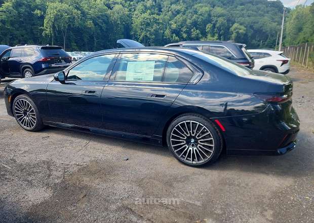BMW 760