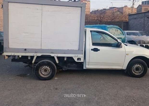 Isuzu D-Max 2009 — լուսանկար 2