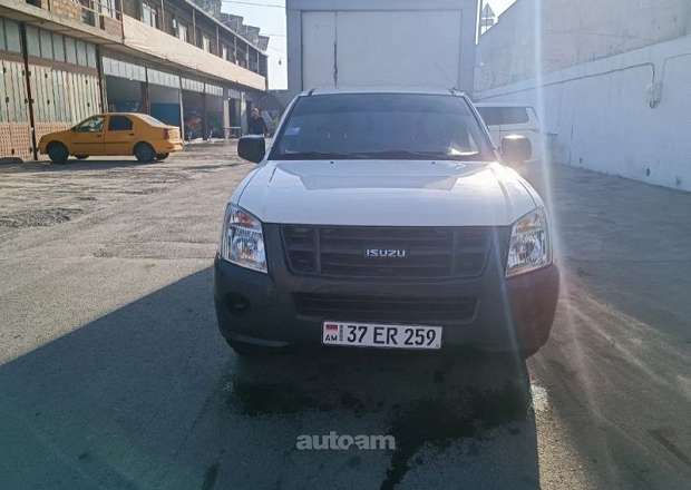 Isuzu D-Max 2009 — լուսանկար 1