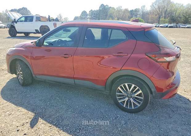 Nissan Kicks