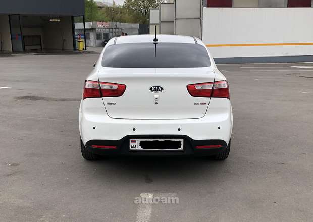 Kia Rio 2013 — photo 9
