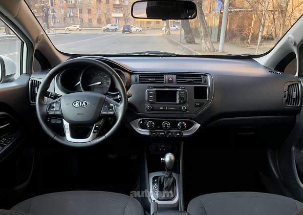 Kia Rio 2013 — photo 10
