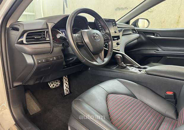 Toyota Camry 2021 — фото 14