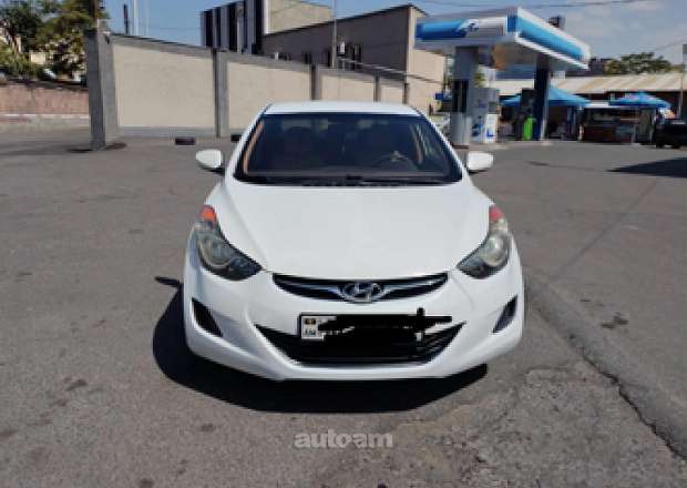 Hyundai Elantra 2011 — լուսանկար 3