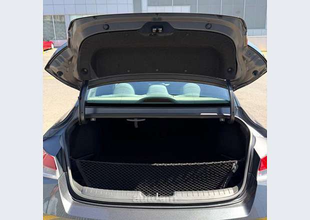 Hyundai Elantra 2022 — photo 7