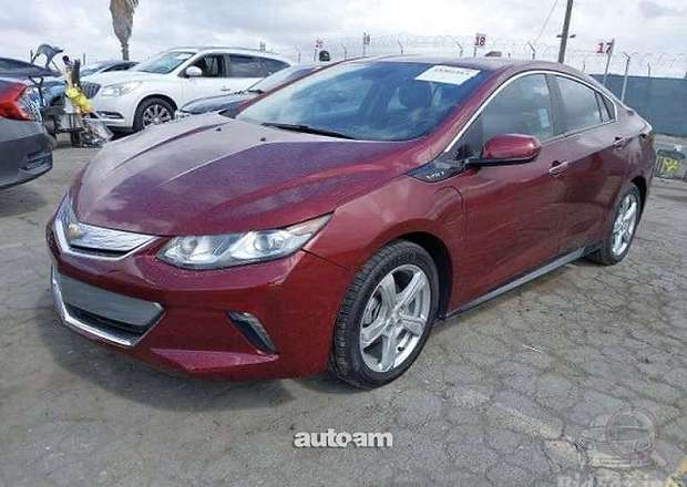 Chevrolet Volt 2017 — photo 1