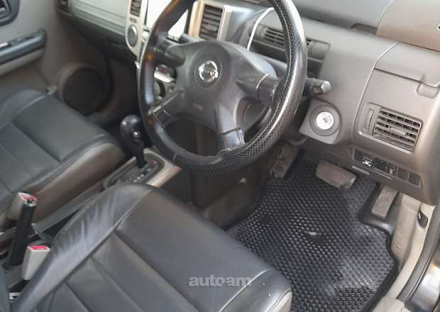 Nissan X-Trail 2004 — լուսանկար 11