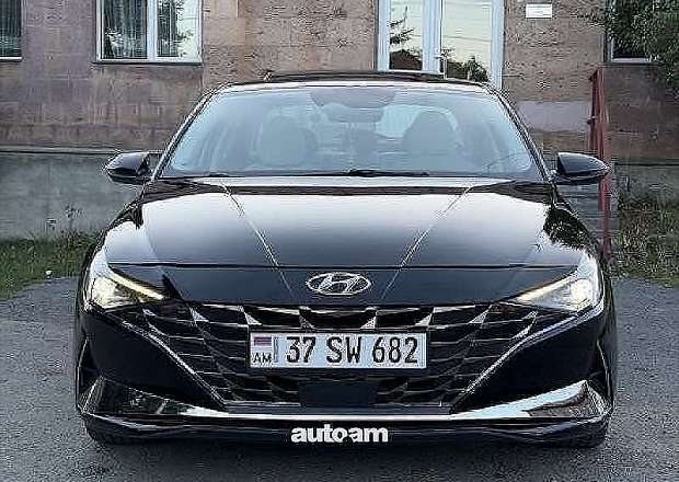 Hyundai Elantra 2022 — լուսանկար 1