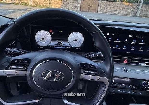 Hyundai Elantra 2022 — լուսանկար 6