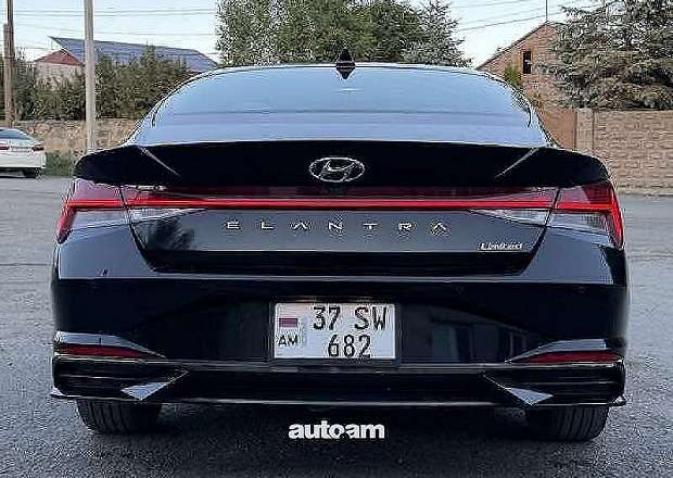 Hyundai Elantra 2022 — լուսանկար 5