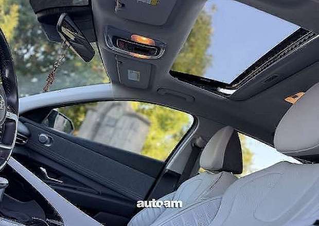 Hyundai Elantra 2022 — լուսանկար 8