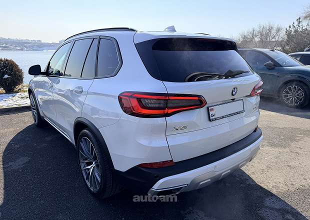 BMW X5 2019 — լուսանկար 6