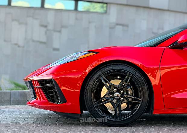 Chevrolet Corvette 2022 — լուսանկար 15