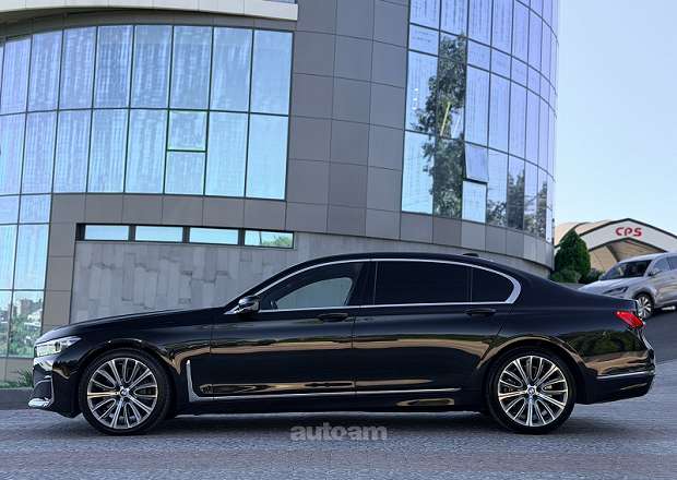 BMW 750 2019 — լուսանկար 13