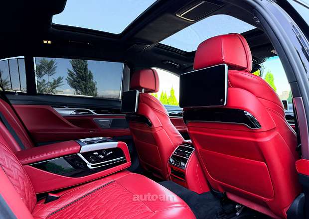 BMW 750 2019 — լուսանկար 10