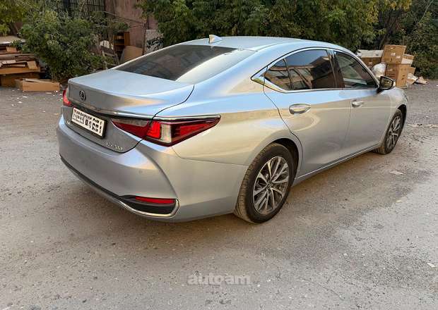 Lexus ES 200 2022 — լուսանկար 3