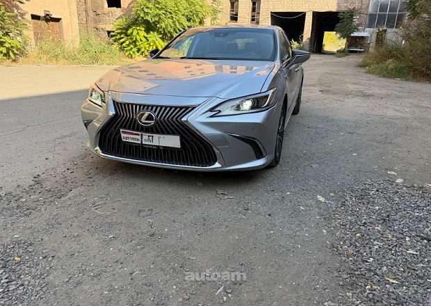 Lexus ES 200 2022 — լուսանկար 1