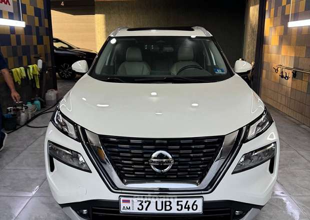 Nissan Rogue 2021 — լուսանկար 10