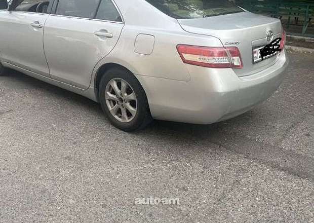 Toyota Camry 2011 — լուսանկար 5
