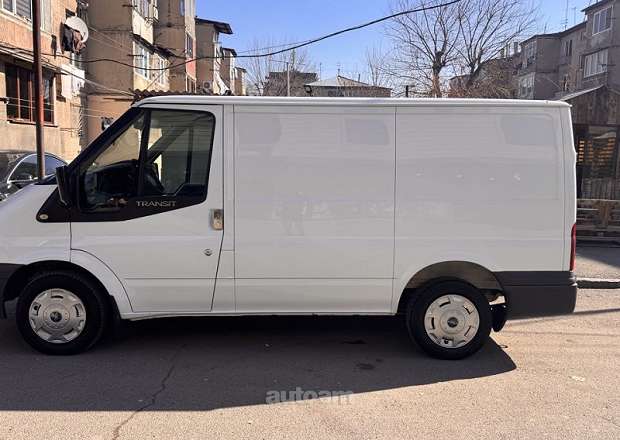 Ford Transit 2011 — photo 1