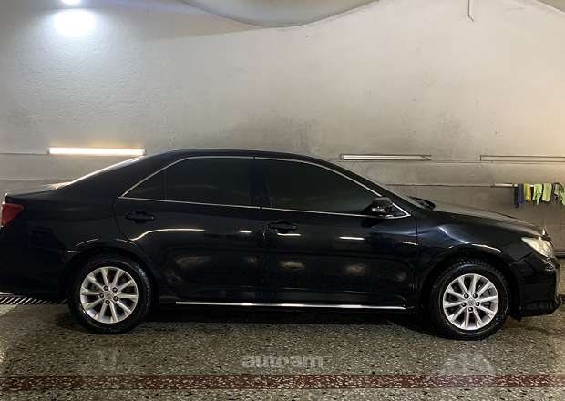 Toyota Camry 2012 — լուսանկար 4