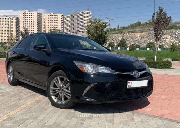 Toyota Camry 2016 — լուսանկար 1